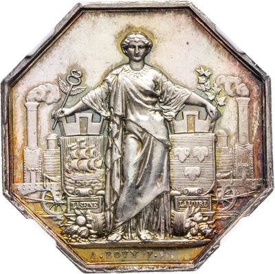 une image représentant une médaille d'argent sur laquelle figure une femme debout dans un jardin