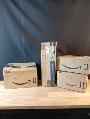 Lot de 4 colis Mystere (Retour Amazon,NPAI, Adresse incomple…