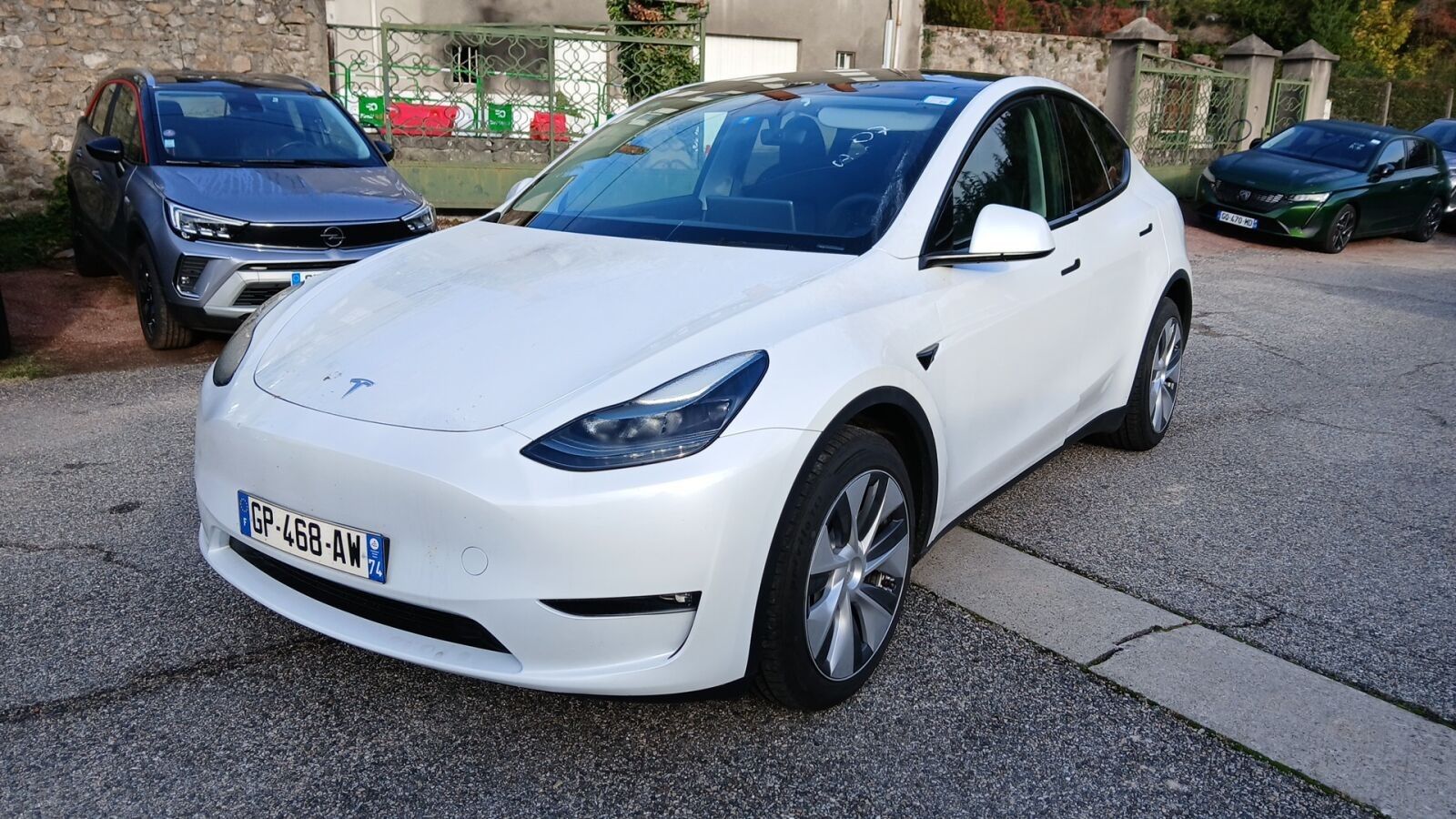 TESLA MODEL Y GRANDE AUTONOMIE DUAL MOTOR AWD - Genre : VP -…