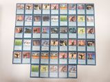 beaucoup de cartes sur la table