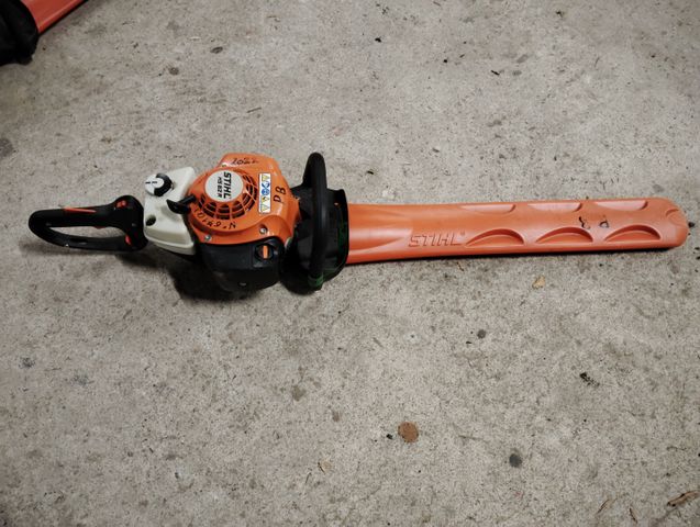 STIHL HS 82 R – Taille Haie thermique de 2022. Fonctionne