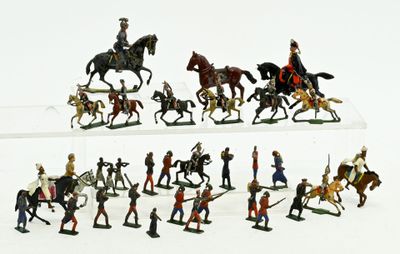 Ensemble de soldats et cavaliers : C.B.G et divers, demi ronde et rond - Photo 1