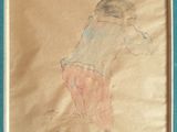 dessin représentant un enfant portant une chemise bleue et un pantalon rouge