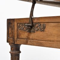 Table à dessin elle ouvre par deux tiroirs en ceinture pieds… (photo 3)