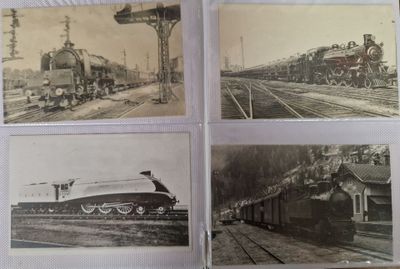 plusieurs vieilles photos en noir et blanc d'un train sur une voie ferrée