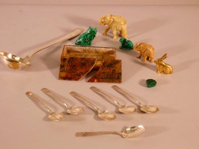 Objets de décoration et brocante: Deux éléphants, chouette e… - Photo 1