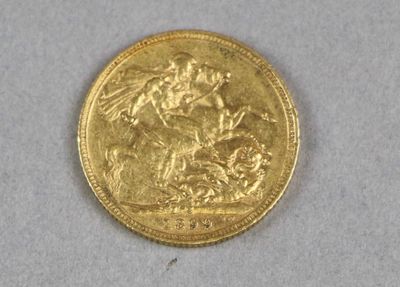 une image représentant une pièce d'or sur laquelle figure un homme à cheval