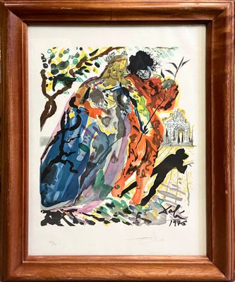 tableau représentant une femme et un chien, encadré dans un cadre en bois et accroché au mur