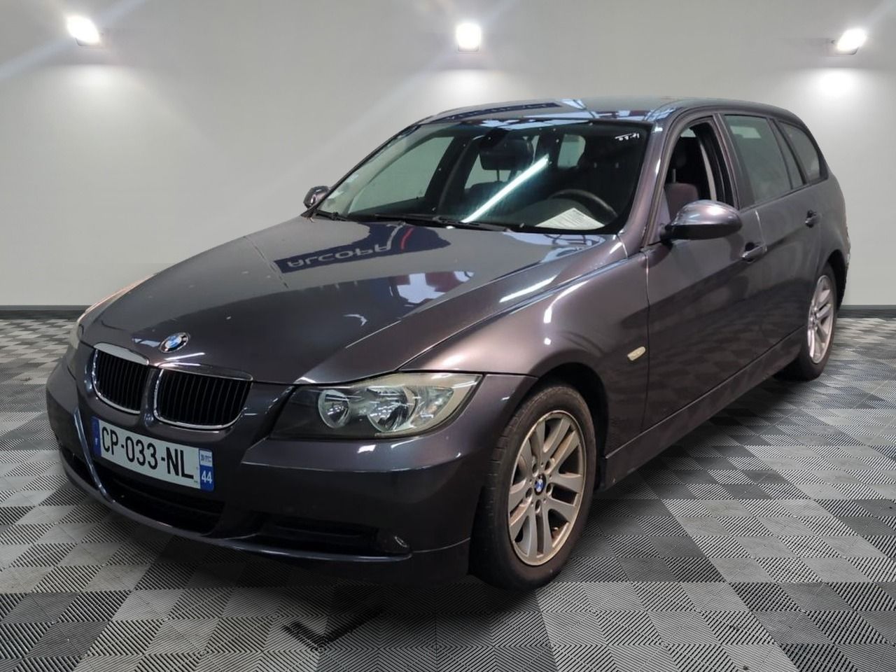 BMW - TOURING 318D 143CH CONFORT - GO - Mise en service: 12/…