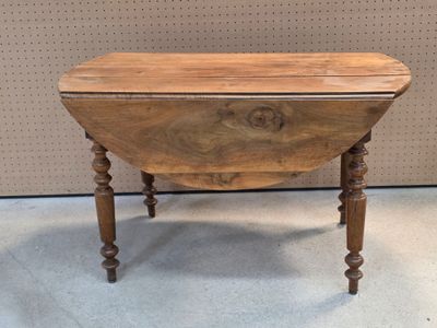 Table à volets H: 72 x 119 x 65 cm