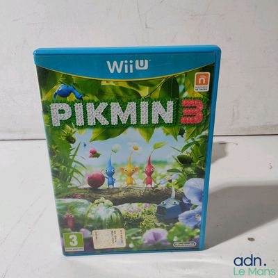 Le jeu Pikmin sur Wii est posé sur une surface blanche