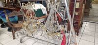 Lustre à pampilles et laiton doré à 8 lumières (deux bras ac… (photo 3)
