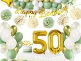 un bouquet de ballons est disposé autour d'une pancarte « 50e anniversaire »