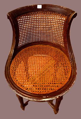 Petit Fauteuil en bois doré de style Louis XVI