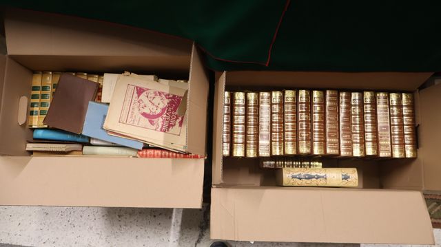 Lot de livres reliés moderne, romans, policiers (3 cartons)