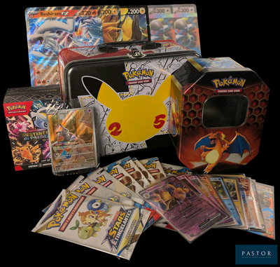 une boîte de cartes Pokémon à côté d'un étui de cartes