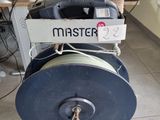 l'image d'une machine installée dans une pièce