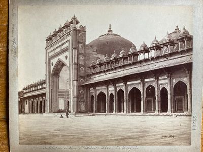 an old picture of an old building with arches and domes