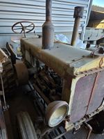 Tracteur agricole RENAULT 304 E. (photo 3)