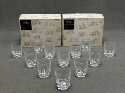 Cristallerie de SEVRES. Douze gobelets en cristal modèle Hir…