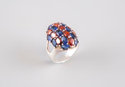 Bague en argent 925°/°°, poinçon 925, sertie de pierres de c…