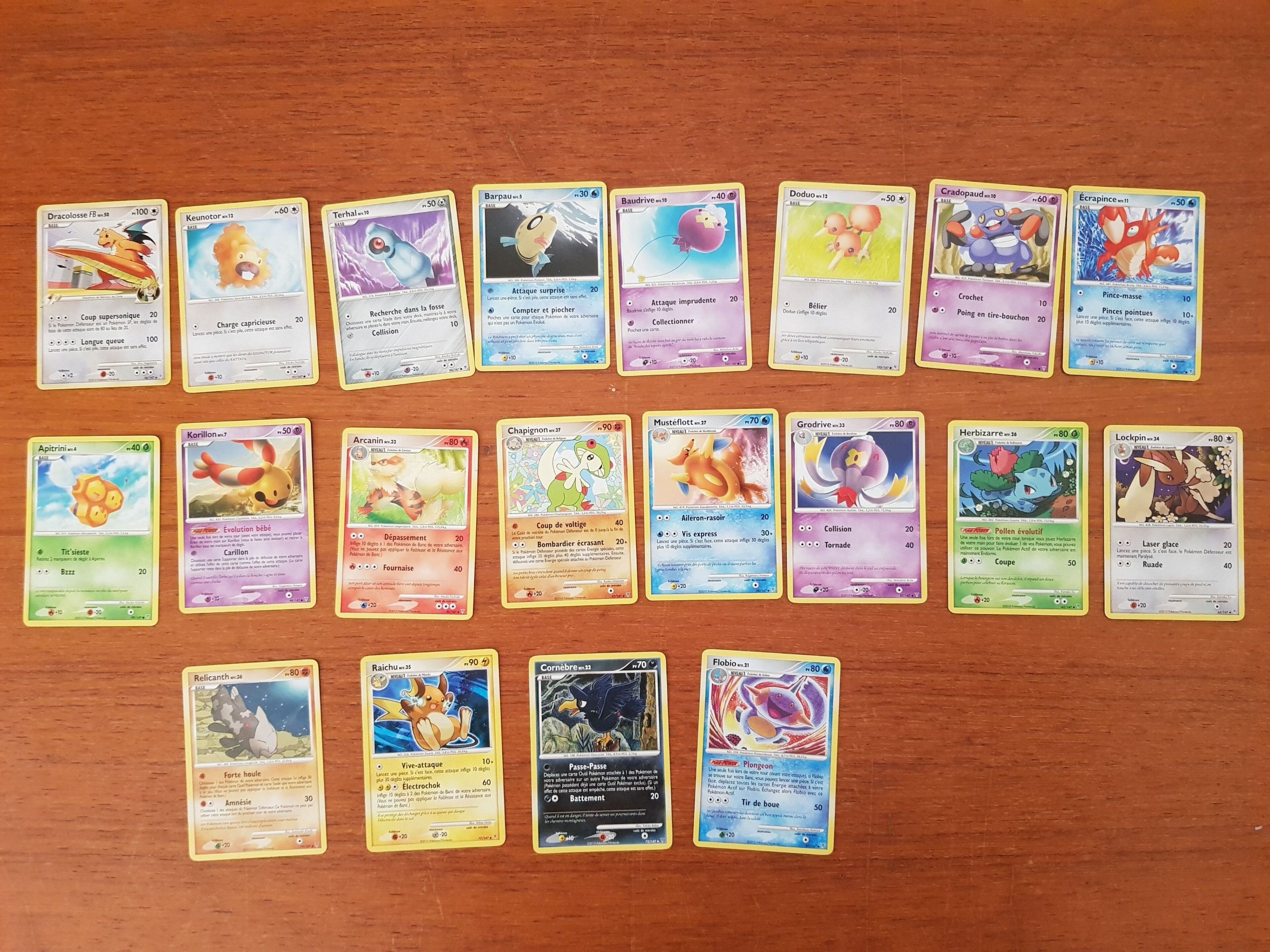 POKEMON - 20 cartes NM vainqueur suprême