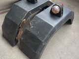 a picture of a pair of clamps that are on the ground