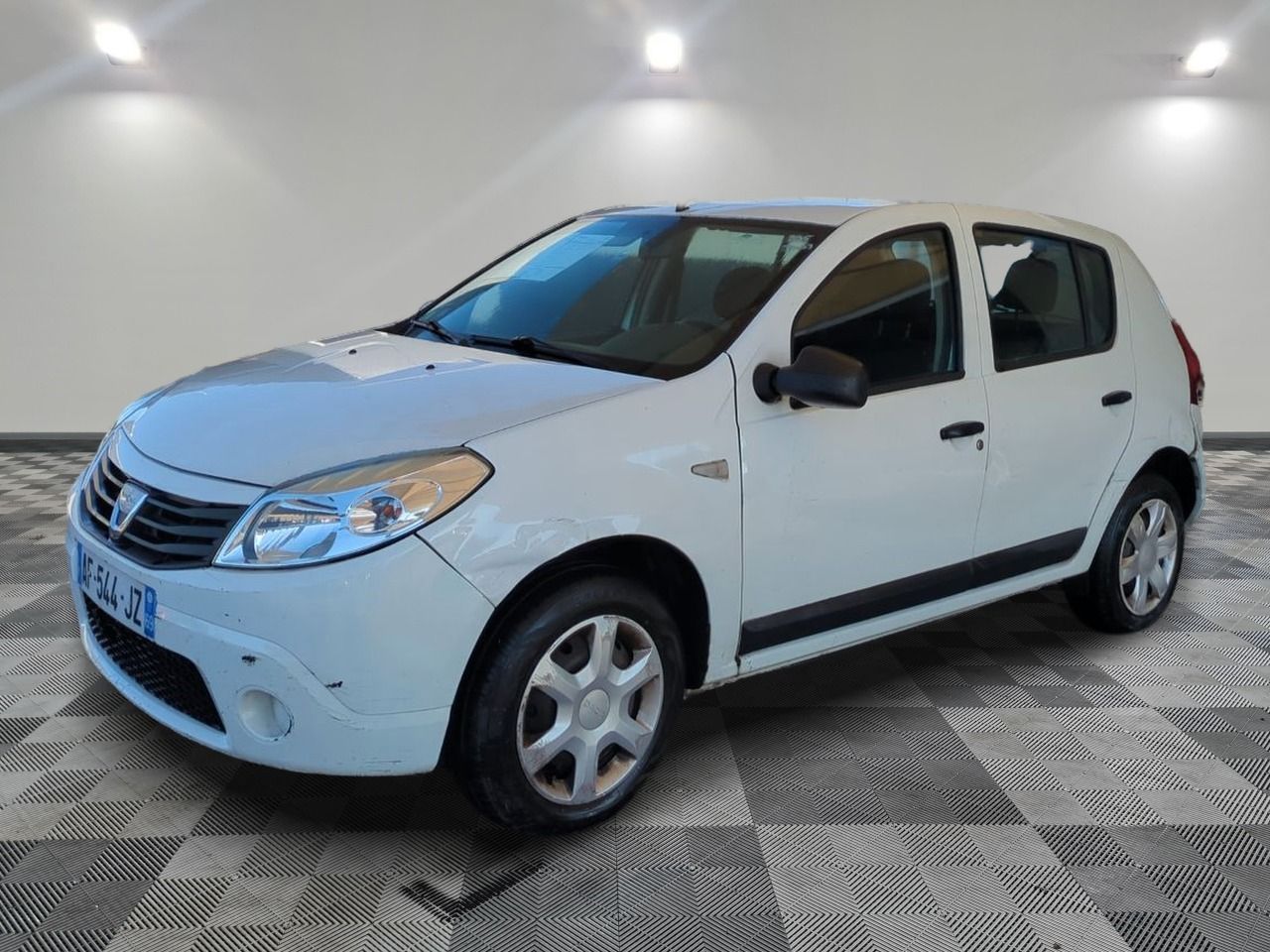 DACIA - SANDERO 1.4 MPI 75 GPL ECO2 AMBIANCE - EG - Mise en service: 17/11/2009 - bi carburation essence gpl