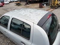 LMB: VP RENAULT CLIO du 22/08/2000 - 05cv ES - c… (photo 5)