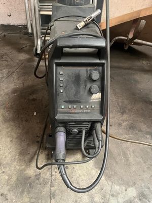 une machine qui traîne dans le garage
