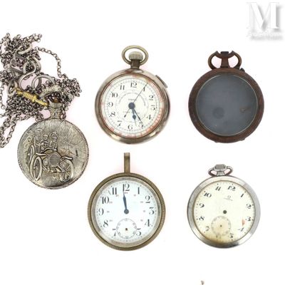 many different types of pocket watches on display