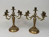 paire de candélabres anciens en laiton avec bougeoirs