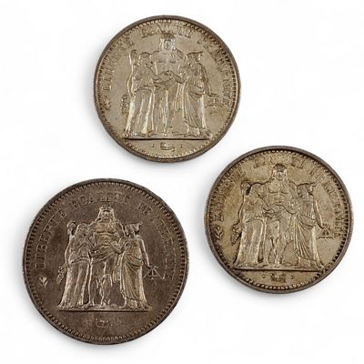 3 PIECES FRANCAISES EN ARGENT : - 1 x 50 FRANCS HERCULE 1977…