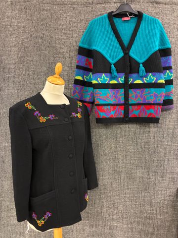 CHACOK – Lot de 2 vestes en laine. Taille : 40 à vue 