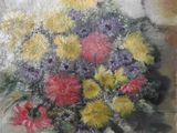 une peinture de fleurs dans un vase sur une table