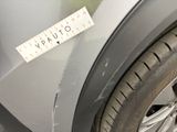 a sticker on the side of a car that says vauto