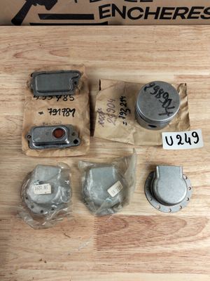 Lot de pièces( piston,...)