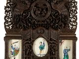 a picture of a wooden frame with a picture on it