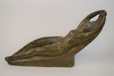 Albert BOUQUILLON (1908-1997), Femme alanguie "Séléné", rond…