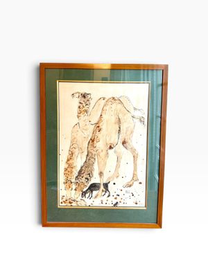 tableau représentant un chameau et un chat, encadré et accroché au mur