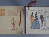 deux vieilles cartes postales sur fond bleu, représentant un homme et une femme