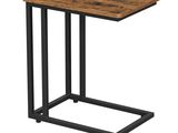 La table d'appoint est en bois et en métal et est équipée de roulettes.
