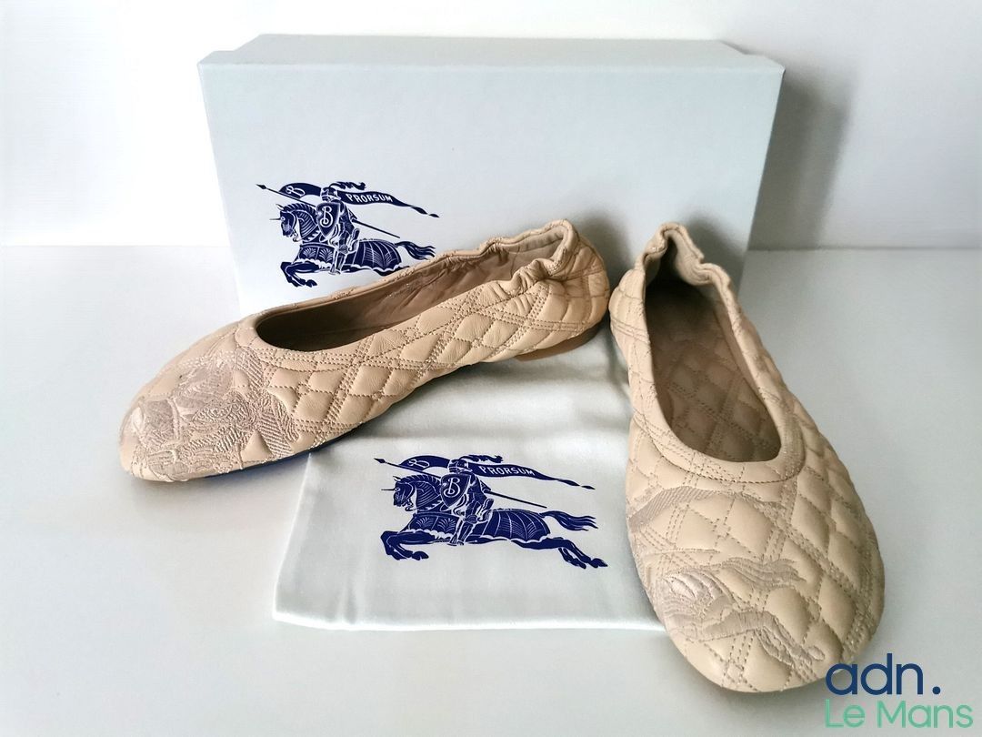 Objets d'art & Curiosités