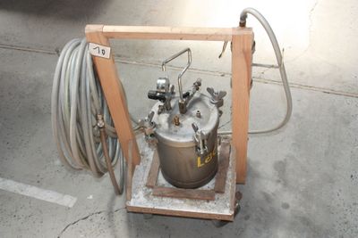 a machine that has a hose attached to it