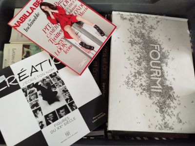 Lot de 15 - MULTI-ÉDITEURS - Livres et calendriers thématiqu…