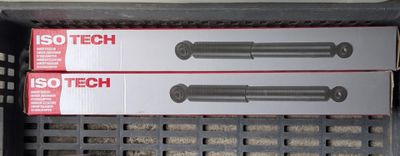 deux boîtes empilées l'une sur l'autre