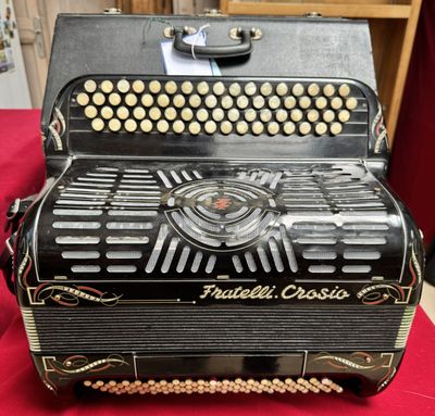 Accordéon Fratelli CROZION 4 rangs, 120 basses * EN L'ETAT*