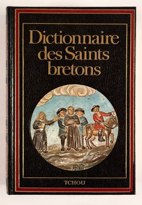 un livre noir sur lequel figure la photo d'un groupe de personnes