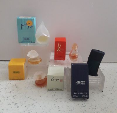 Kenzo lot de 5 miniatures ( 2 edt 4ml et 3 edt 5ml )