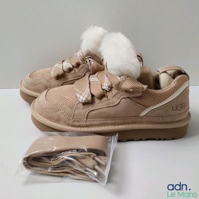 a pair of shoes that are sitting on a table
